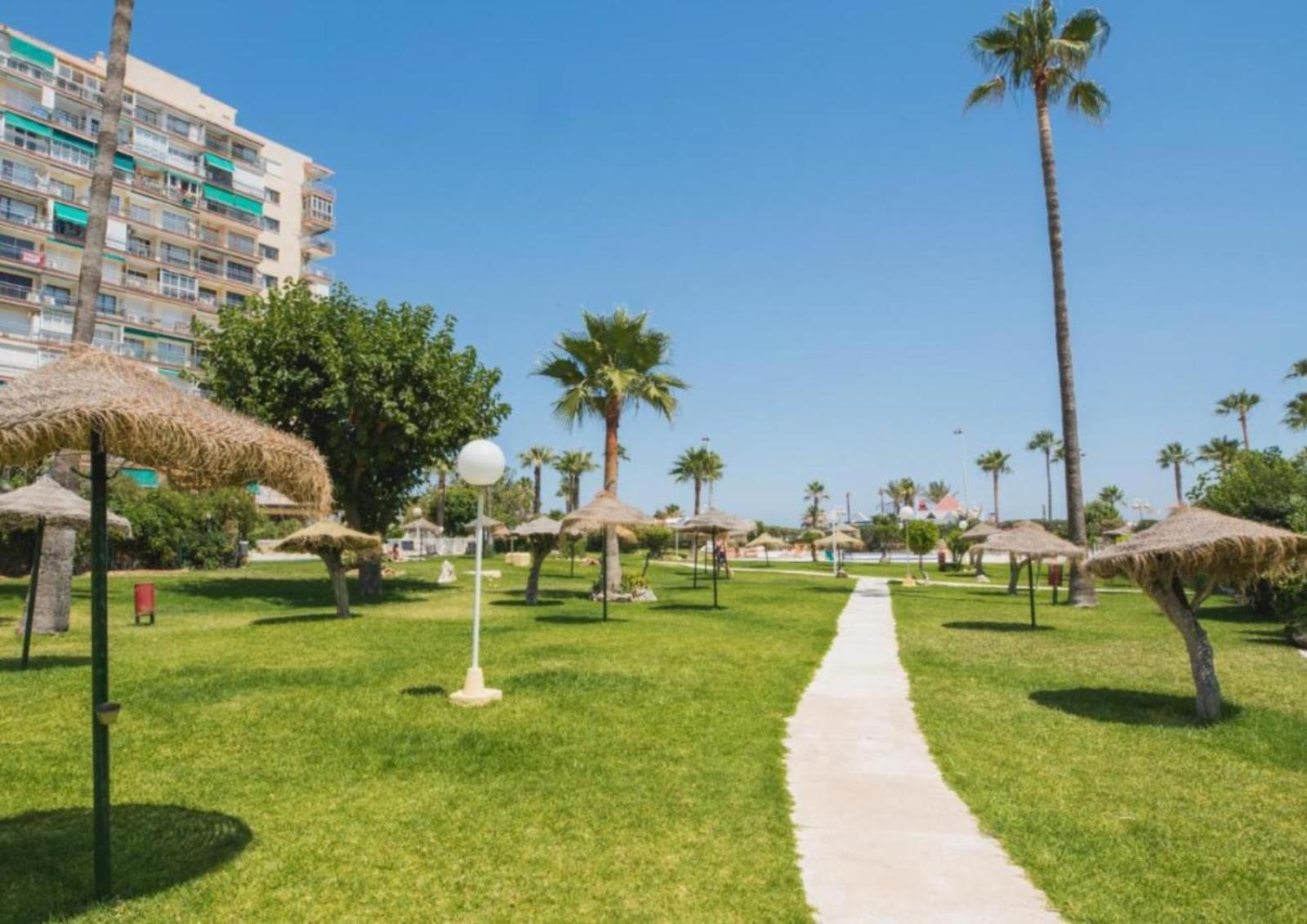 Encantador Estudio En Benalmadena Costa Exteriör bild